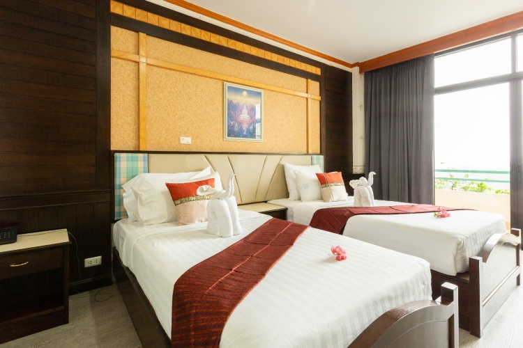 Deluxe Twin room