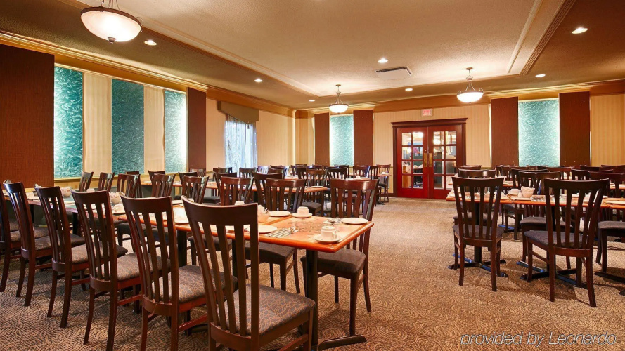 Best Western Hotel Universel Drummondville photo 40