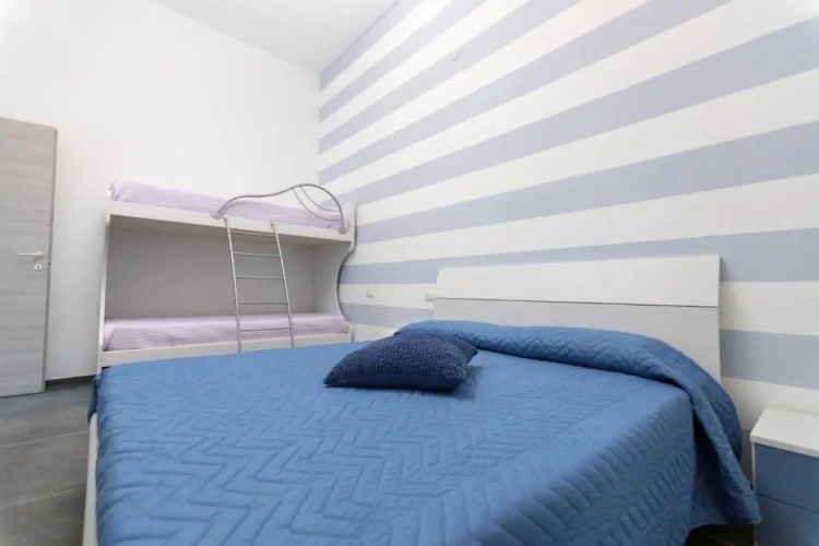2 Bedrooms Cottage