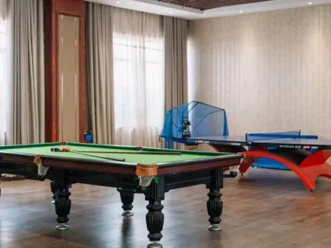 Huayi Hotel