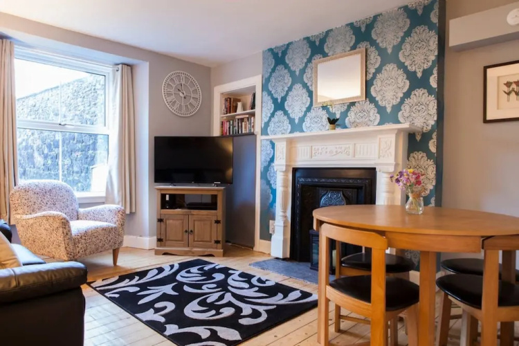 1 Bedroom Flat In Edinburgh