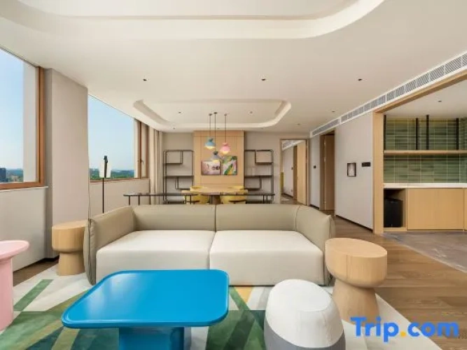 1 Bedroom Double Suite