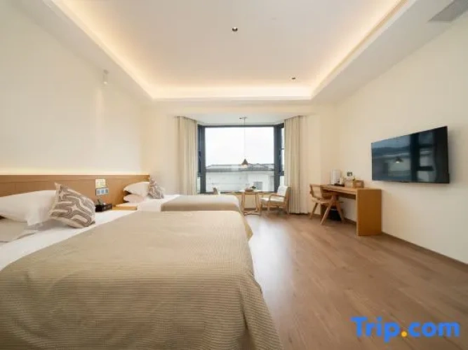 Standard Twin Family room
