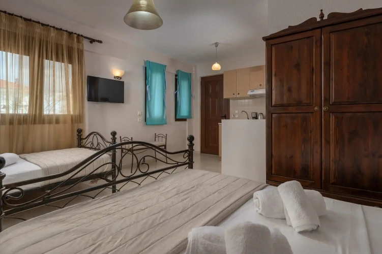 Standard Triple Ground Floor room
