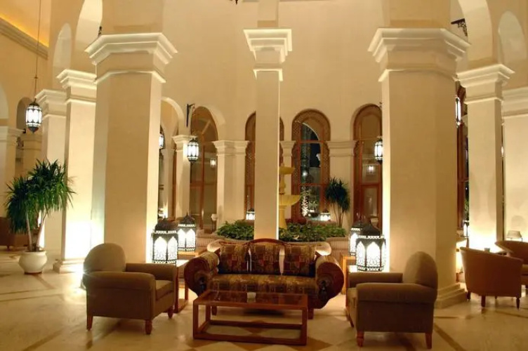 Tuscan Hills Courtyard Villas