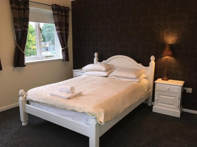 Standard Double room with lake view