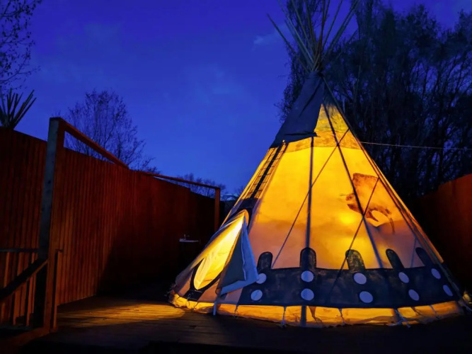 OK RV Park Glamping Tipi OK54