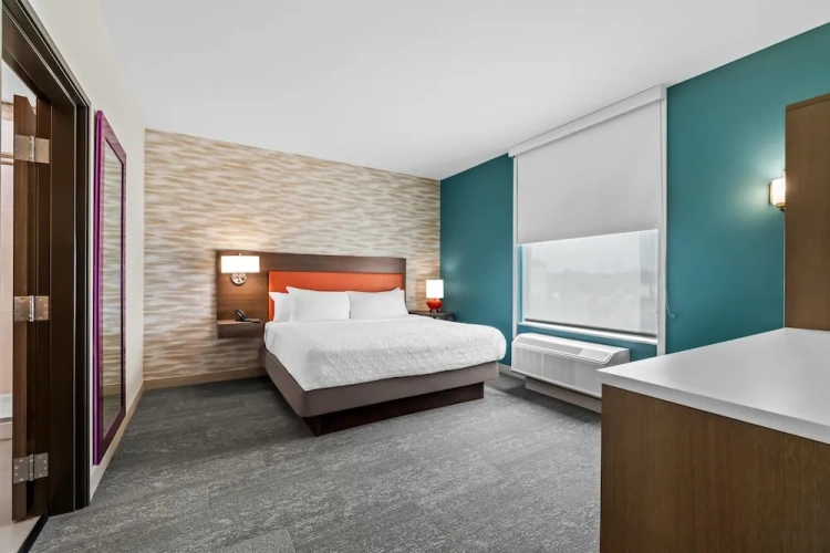 1 Bedroom Suite