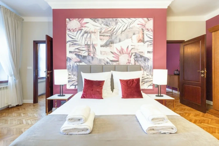 2 Bedrooms Apartment with city view