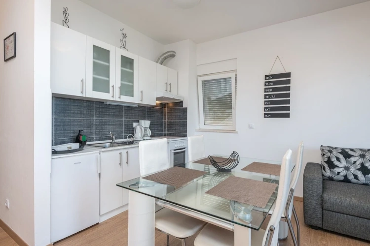 1 Bedroom Deluxe Apartment with balcony and with sea view