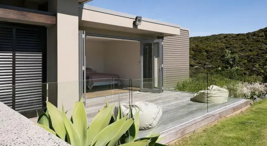 Russell Beach House