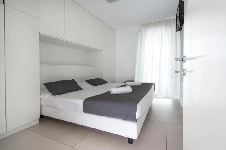 Deluxe Single room