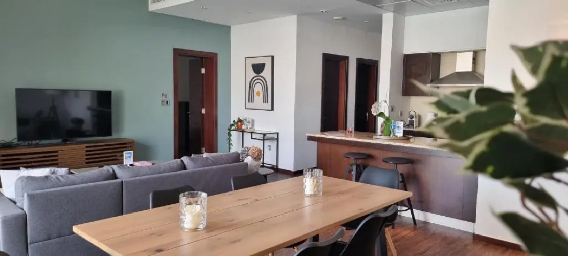 Palm Jumeirah 1BR luxurious & gorgeous view