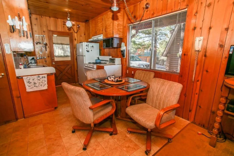 Kiwi Cabin