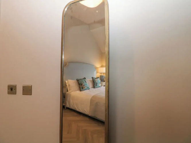 Castleton Suite