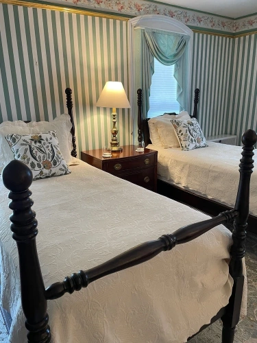 Classic Twin room