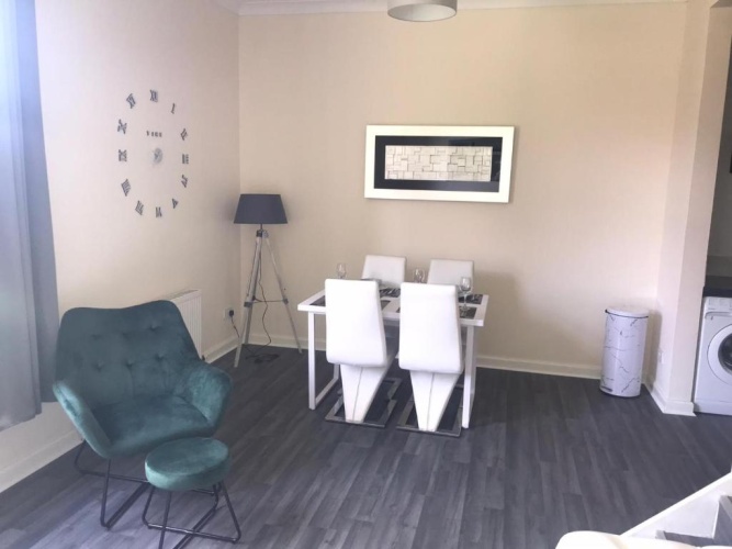 2 Bedrooms Double Apartment