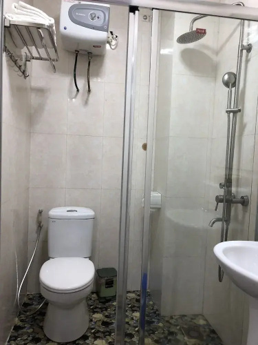 Cat Ba Central Hotel II - Hostel