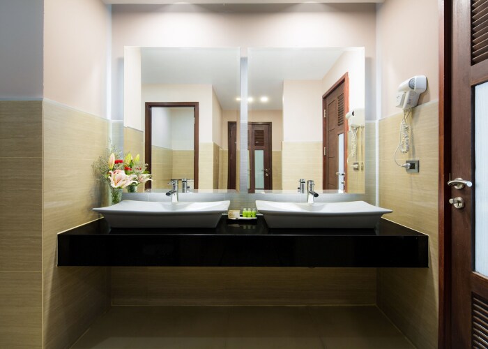 Aiyara Grand HotelOver view