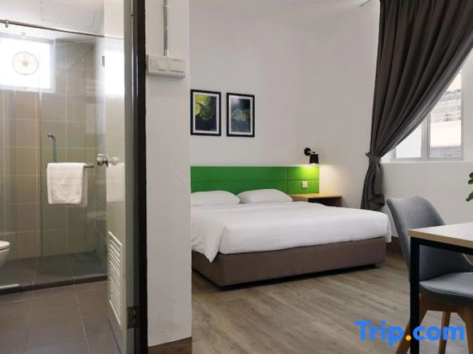 2 Bedrooms Deluxe Apartment