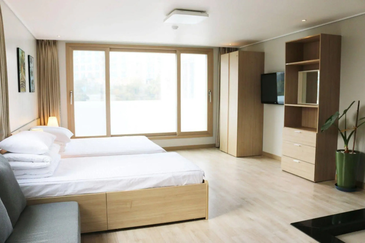 Yilin Pension