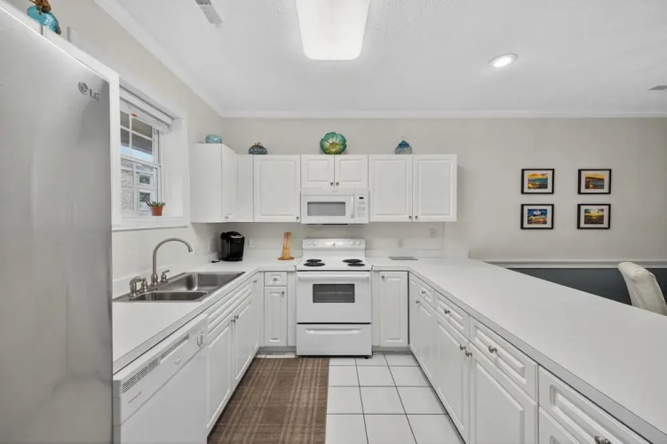 Magnolia Place 4793-103