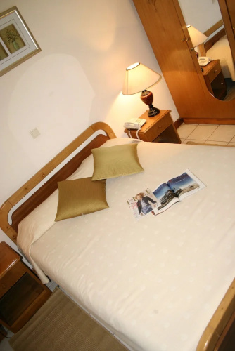 Sunshine Hotel