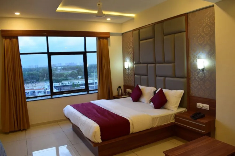 Hotel Lavish inn