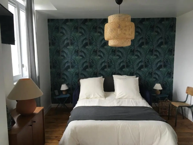 3 Bedrooms Apartment