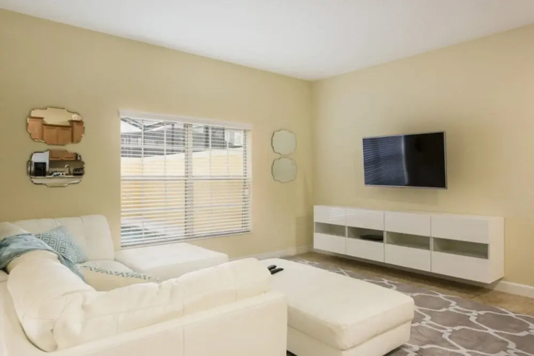 Bismarck Palm Townhome 8969