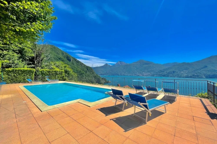Standard Villa