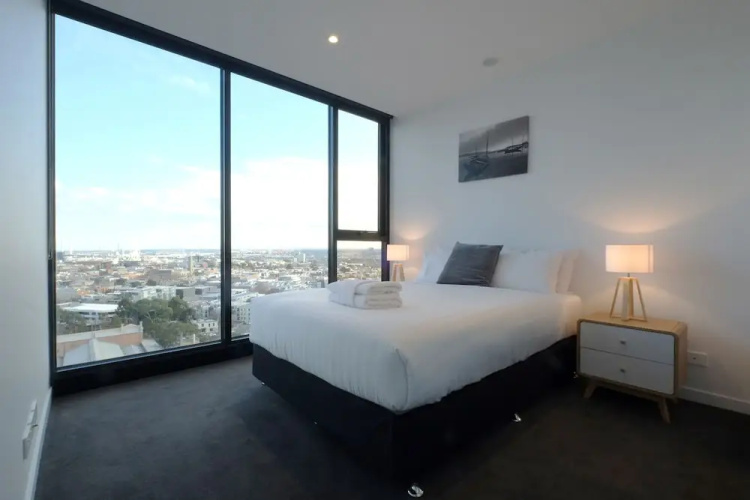 Turnkey Accommodation - Victoria Harbour Docklands