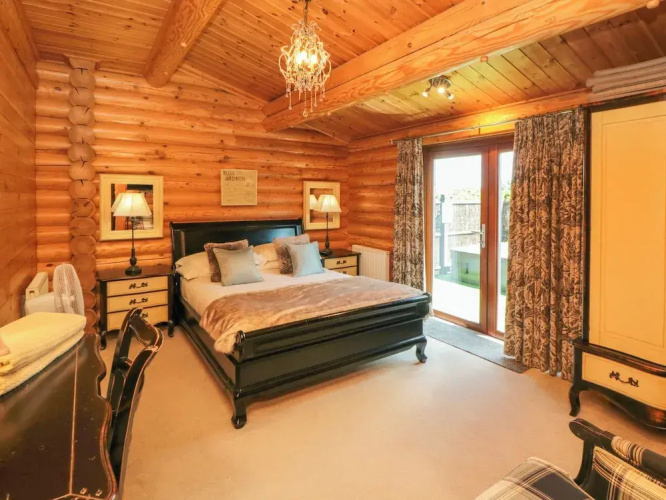 Roseberry Lodge 3