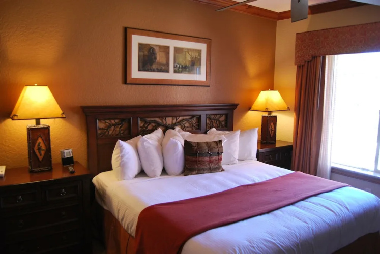 White Pines 1-BD at Westgate - Orion