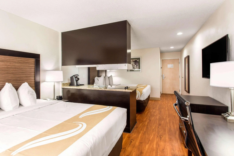 Quality Inn & Suites