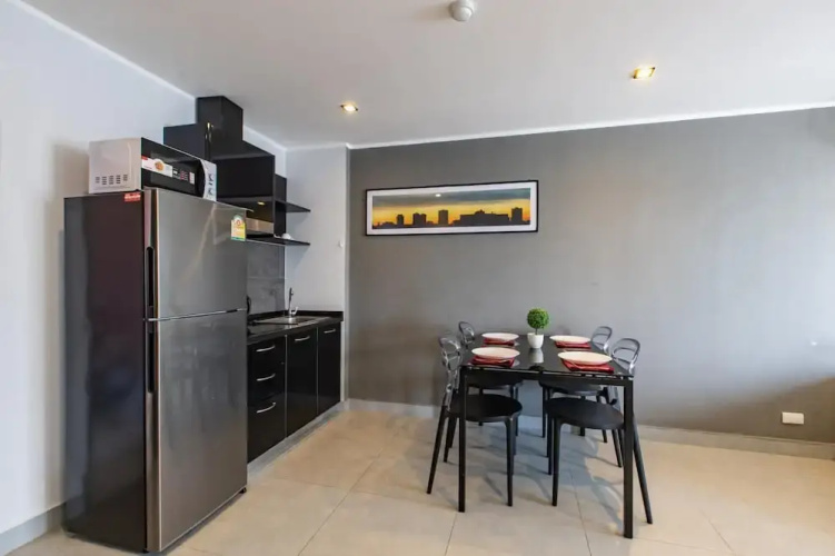 Modern Condo - 1BR T1 -501