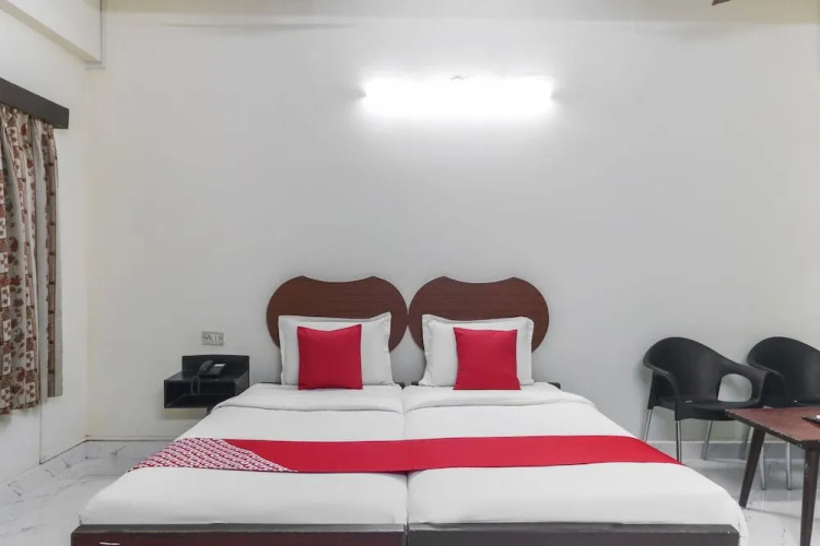OYO 43893 Uhome Hotel Pvtltd