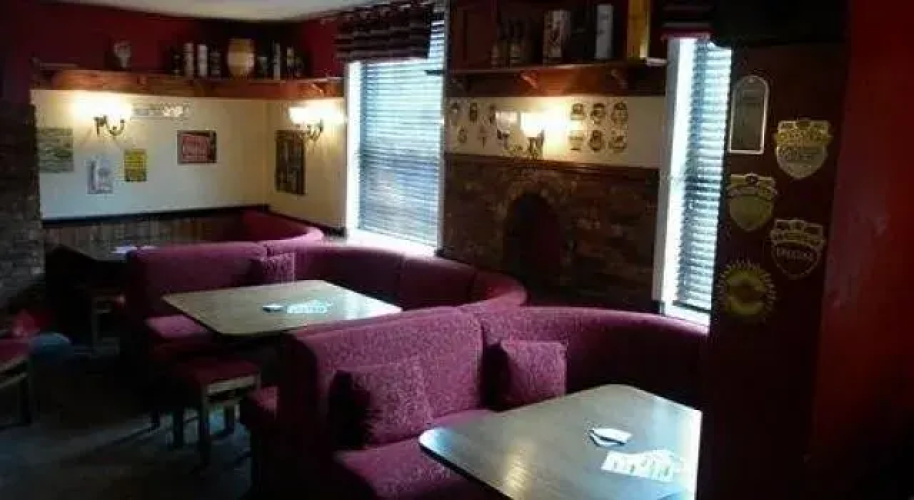 Dixie Arms