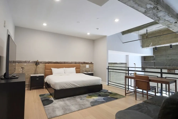 2 Bedrooms Luxury Apartment
