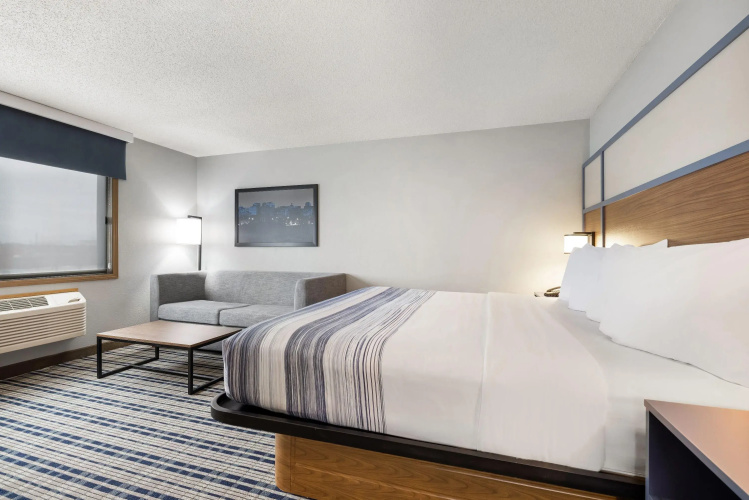 AmericInn by Wyndham Bismarck