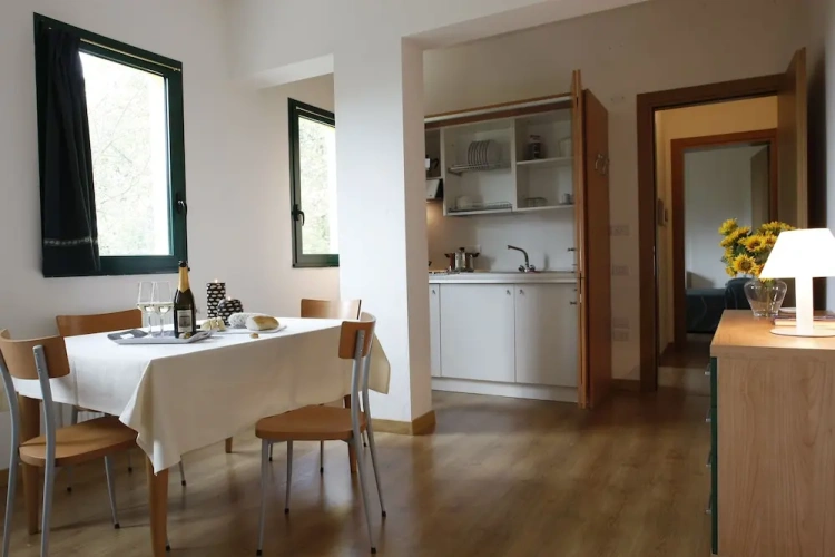 1 Bedroom Apartment with balcony