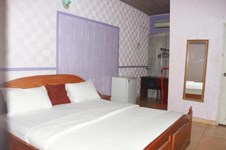 Deluxe Single room