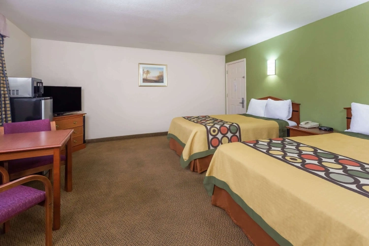 Standard Quadruple room