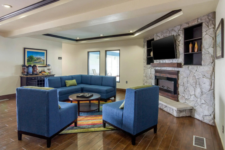 Comfort Inn & Suites Sterling