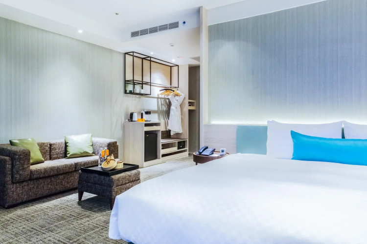 Pacific Business Hotel