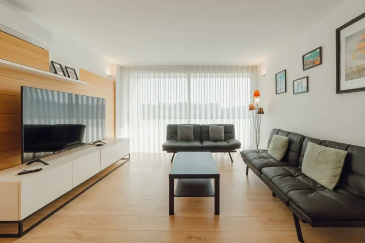 Amazing Riverview Apartment w Pool by Vacationy