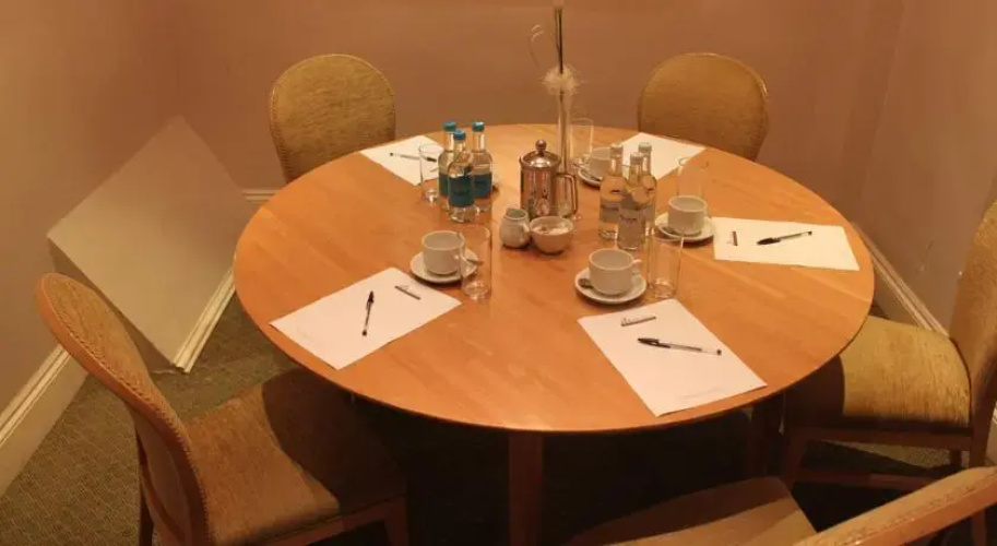 Millhouse Hotel And Riverside Restaurant