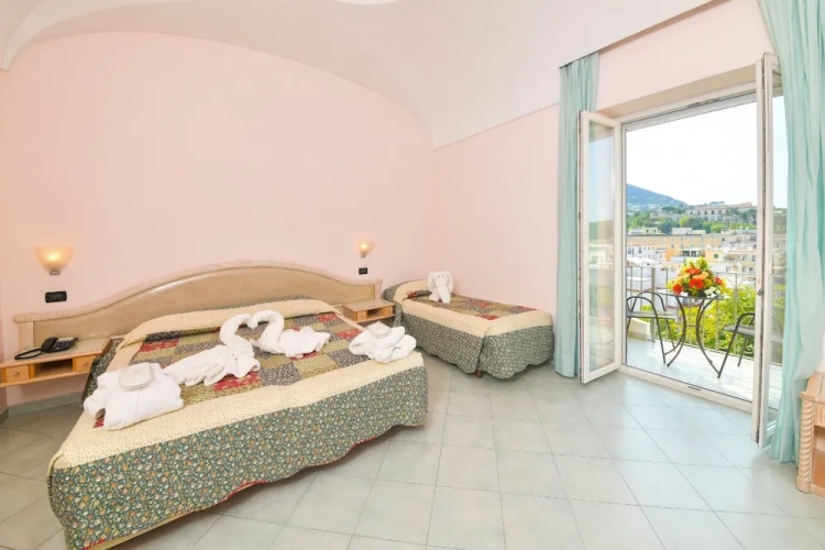 Superior Triple room with balcony