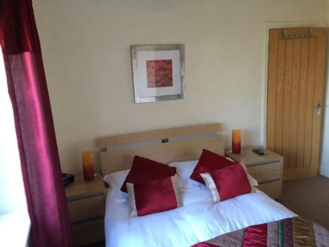 Ab Fab Rooms