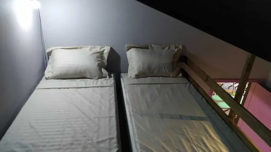 Your Hostel e Bolaria